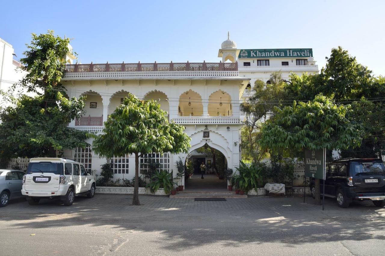 Отель Heritage Khandwa Haveli Джапур Экстерьер фото